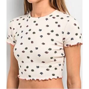 Zine from Zumiez Angie Ditsy Birch Crop T-Shirt in Cream. Size L.